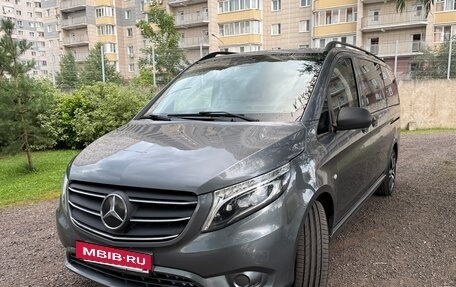 Mercedes-Benz Vito, 2021 год, 4 990 000 рублей, 2 фотография