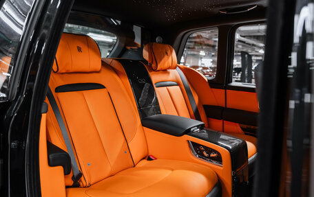 Rolls-Royce Cullinan, 2023 год, 42 500 000 рублей, 4 фотография