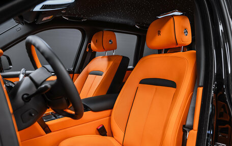 Rolls-Royce Cullinan, 2023 год, 42 500 000 рублей, 19 фотография
