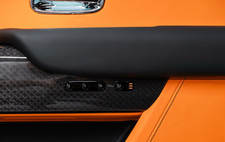 Rolls-Royce Cullinan, 2023 год, 42 500 000 рублей, 30 фотография