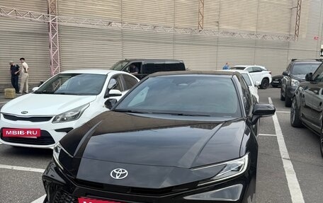 Toyota Camry, 2024 год, 3 250 000 рублей, 3 фотография