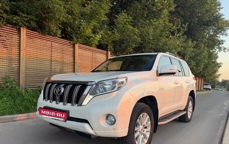 Toyota Land Cruiser Prado 150 рестайлинг 2, 2014 год, 3 300 000 рублей, 2 фотография