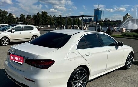 Mercedes-Benz E-Класс, 2021 год, 5 500 000 рублей, 3 фотография