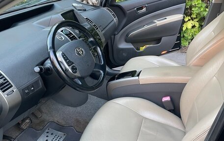 Toyota Prius, 2008 год, 780 000 рублей, 5 фотография