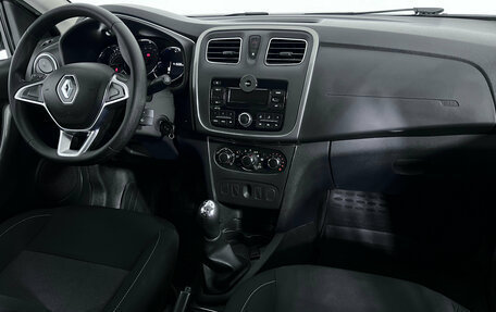 Renault Logan II, 2019 год, 980 000 рублей, 10 фотография