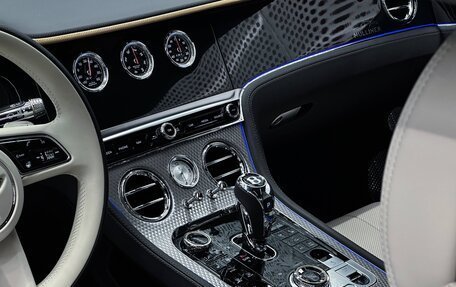 Bentley Continental GT III, 2021 год, 24 400 000 рублей, 14 фотография