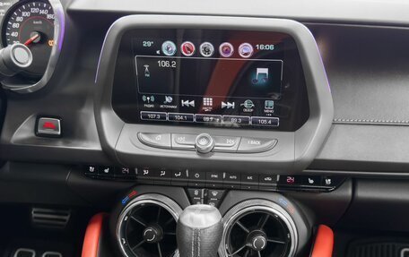Chevrolet Camaro VI, 2016 год, 2 899 900 рублей, 12 фотография