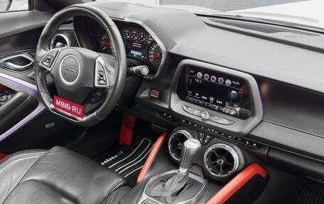 Chevrolet Camaro VI, 2016 год, 2 899 900 рублей, 9 фотография