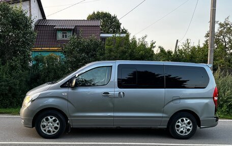 Hyundai Grand Starex Grand Starex I рестайлинг 2, 2011 год, 1 250 000 рублей, 2 фотография