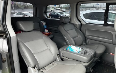 Hyundai Grand Starex Grand Starex I рестайлинг 2, 2011 год, 1 250 000 рублей, 9 фотография