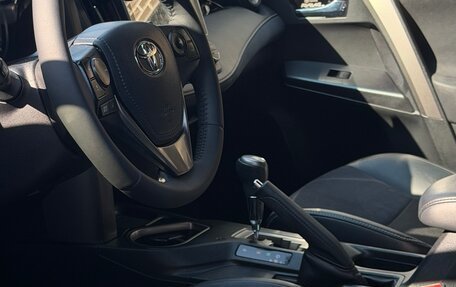 Toyota RAV4, 2016 год, 2 550 000 рублей, 9 фотография