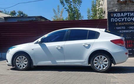 Chevrolet Cruze II, 2011 год, 650 000 рублей, 2 фотография