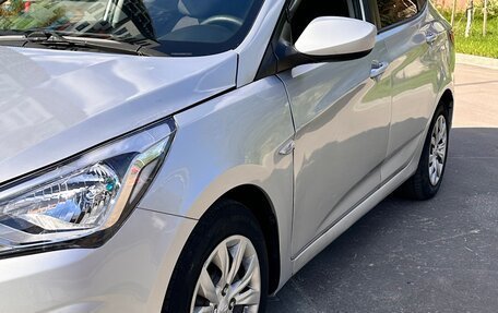 Hyundai Solaris II рестайлинг, 2014 год, 410 000 рублей, 2 фотография