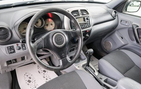 Toyota RAV4, 2003 год, 899 000 рублей, 9 фотография