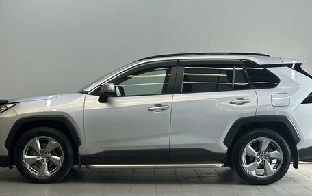 Toyota RAV4, 2020 год, 3 200 000 рублей, 7 фотография