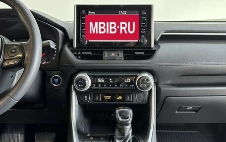 Toyota RAV4, 2020 год, 3 200 000 рублей, 12 фотография
