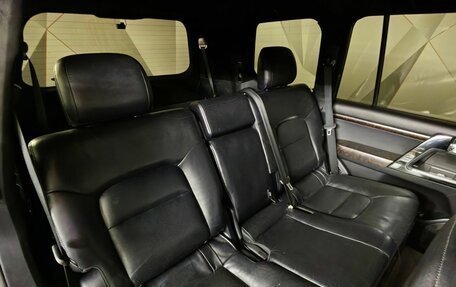 Toyota Land Cruiser 200, 2012 год, 2 797 000 рублей, 16 фотография