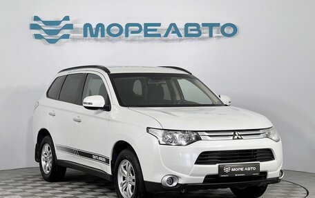 Mitsubishi Outlander III рестайлинг 3, 2013 год, 1 520 000 рублей, 3 фотография