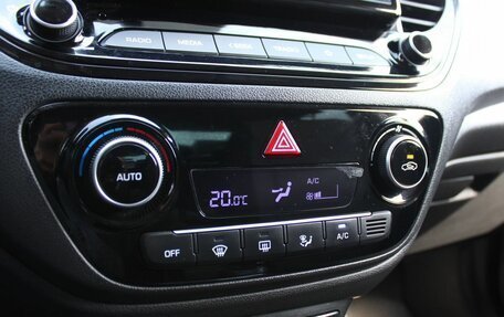 Hyundai Solaris II рестайлинг, 2021 год, 1 799 000 рублей, 16 фотография