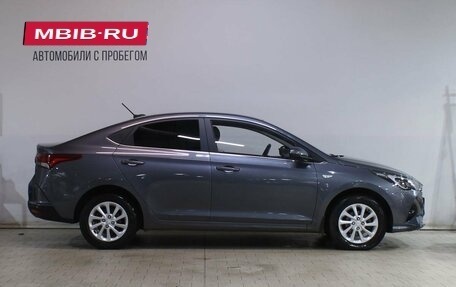 Hyundai Solaris II рестайлинг, 2021 год, 1 799 000 рублей, 8 фотография