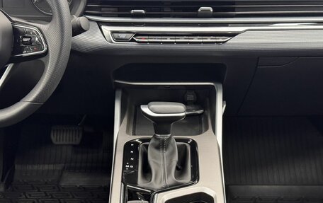 Geely Emgrand, 2024 год, 1 749 000 рублей, 10 фотография