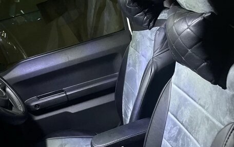 Suzuki Jimny, 2019 год, 2 600 000 рублей, 34 фотография