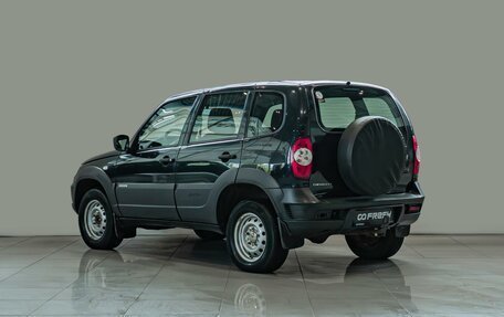 Chevrolet Niva I рестайлинг, 2018 год, 820 000 рублей, 2 фотография