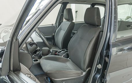Chevrolet Niva I рестайлинг, 2018 год, 820 000 рублей, 10 фотография