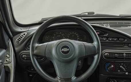 Chevrolet Niva I рестайлинг, 2018 год, 820 000 рублей, 16 фотография