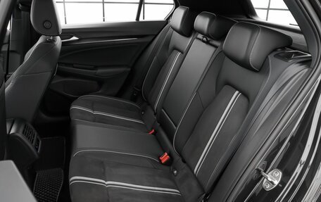 Volkswagen Golf VIII, 2021 год, 2 490 000 рублей, 10 фотография
