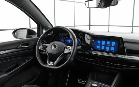 Volkswagen Golf VIII, 2021 год, 2 490 000 рублей, 12 фотография