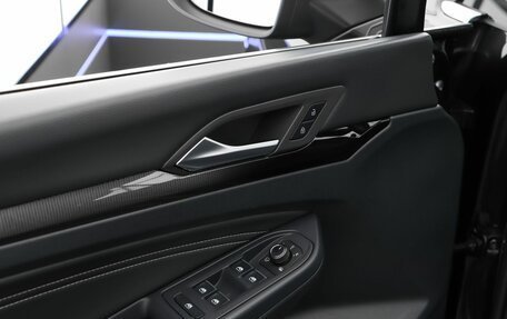 Volkswagen Golf VIII, 2021 год, 2 490 000 рублей, 20 фотография