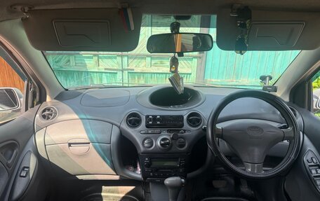 Toyota Vitz, 2000 год, 160 000 рублей, 2 фотография