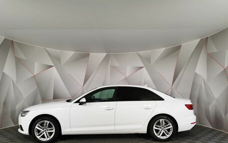 Audi A4, 2017 год, 1 795 000 рублей, 4 фотография