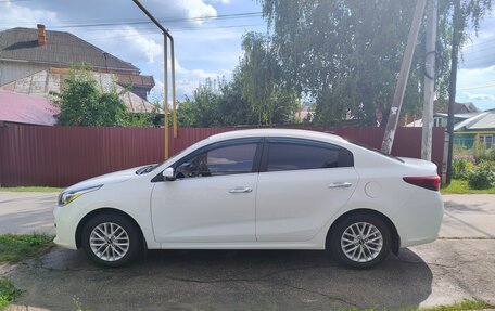 KIA Rio IV, 2018 год, 1 620 000 рублей, 1 фотография