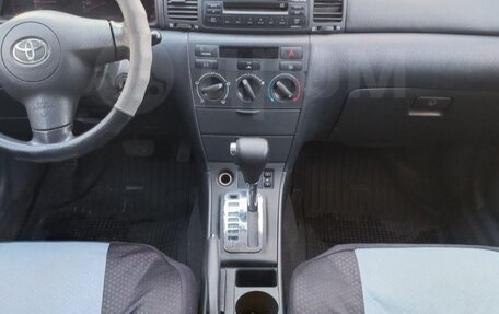 Toyota Corolla, 2005 год, 650 000 рублей, 7 фотография