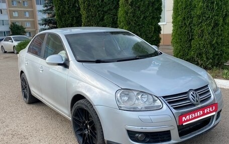 Volkswagen Jetta VI, 2007 год, 260 000 рублей, 4 фотография