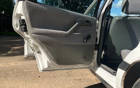 Volkswagen Passat B4, 1993 год, 175 000 рублей, 5 фотография