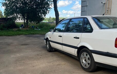 Volkswagen Passat B4, 1993 год, 175 000 рублей, 4 фотография