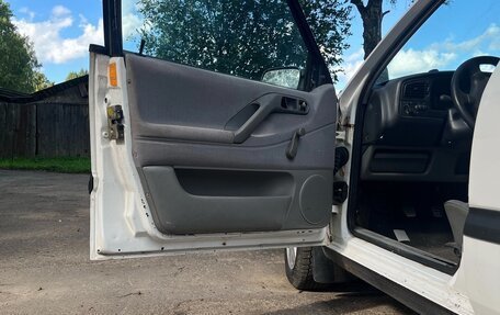 Volkswagen Passat B4, 1993 год, 175 000 рублей, 13 фотография