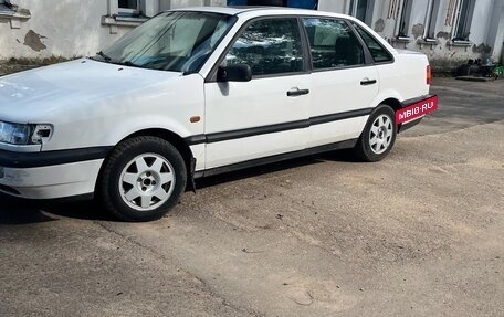 Volkswagen Passat B4, 1993 год, 175 000 рублей, 3 фотография