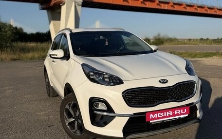 KIA Sportage IV рестайлинг, 2019 год, 2 400 000 рублей, 2 фотография