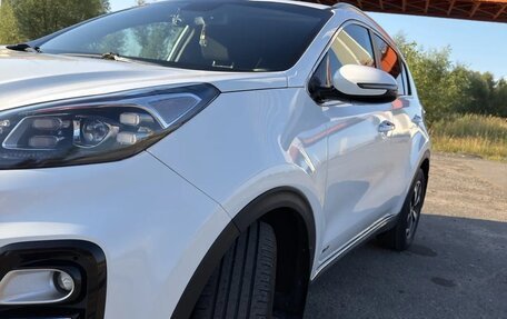 KIA Sportage IV рестайлинг, 2019 год, 2 400 000 рублей, 30 фотография