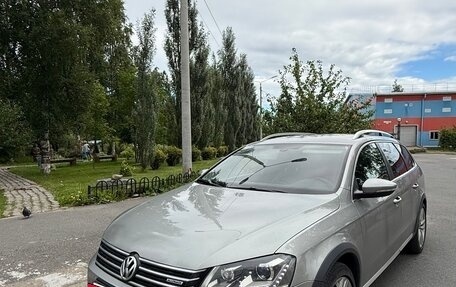 Volkswagen Passat B7, 2012 год, 1 950 000 рублей, 2 фотография