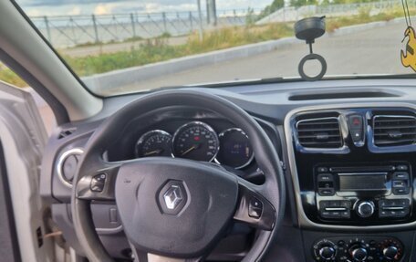 Renault Logan II, 2016 год, 630 000 рублей, 11 фотография