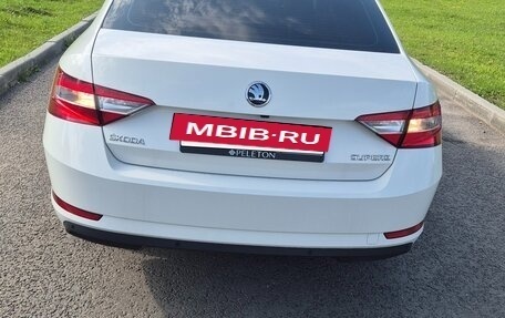 Skoda Superb III рестайлинг, 2018 год, 2 070 000 рублей, 5 фотография