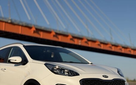 KIA Sportage IV рестайлинг, 2019 год, 2 400 000 рублей, 4 фотография
