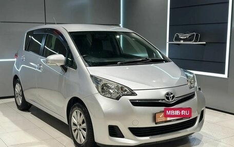 Toyota Ractis II, 2012 год, 950 000 рублей, 4 фотография