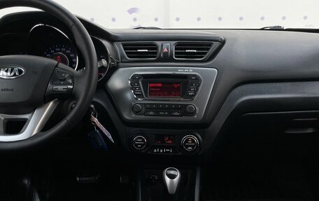 KIA Rio III рестайлинг, 2013 год, 890 000 рублей, 16 фотография
