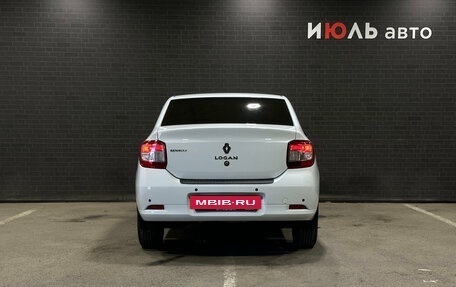 Renault Logan II, 2017 год, 820 000 рублей, 6 фотография